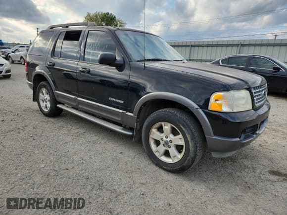 ✅ 2005 Ford Explorer XLT • VIN: 1FMZU73E95UA46739 • Lot: 92190455. Wystawiony na Copart z przebiegiem 203 226 mil. Bezpłatny archiwum sprzedaży aukcyjnych z USA i szczegółowy raport historii pojazdu na DreamBid. Zdjęcie 4.