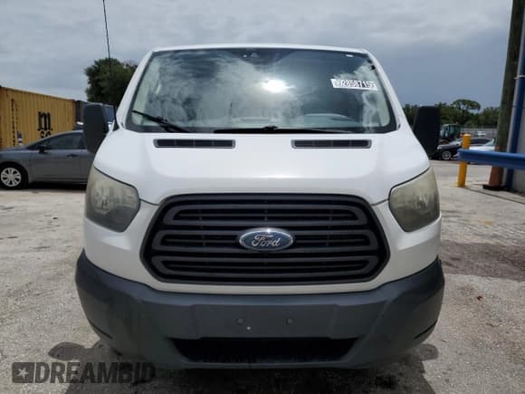 ✅ 2017 Ford Transit • VIN: 1FTYR1ZM8HKB15191 • Lot: 67153555. Wystawiony na Copart z przebiegiem 227 301 mil. Bezpłatny archiwum sprzedaży aukcyjnych z USA i szczegółowy raport historii pojazdu na DreamBid. Zdjęcie 5.