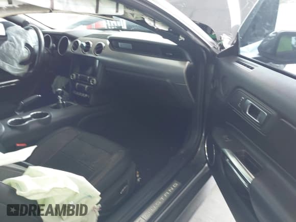 ✅ 2019 Ford Mustang GT • VIN: 1FA6P8CF5K5196372 • Lot: 43047774. Listed on IAAI with Not provided. Free auction sales archive from the USA and detailed vehicle history report at DreamBid. Image 5.