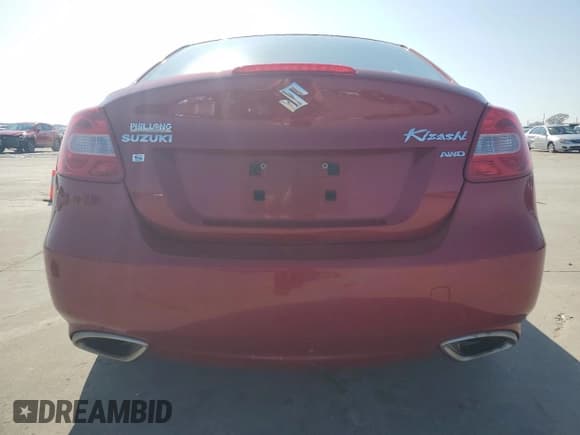 ✅ 2012 Suzuki Kizashi S • VIN: JS2RF9A19C6100364 • Lot: 44165625. Listed on Copart with 92,558 mi. Free auction sales archive from the USA and detailed vehicle history report at DreamBid. Image 6.