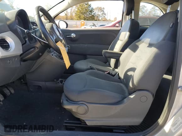 ✅ 2013 FIAT 500 Pop • VIN: 3C3CFFAR6DT754495 • Лот: 92263675. Опубликован ранее на Copart с пробегом 173 817 миль. Бесплатный доступ к архиву аукционных продаж из США и подробный отчёт об истории автомобиля на DreamBid. Изображение 7.