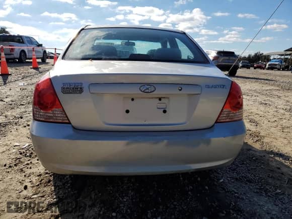 ✅ 2004 Hyundai Elantra GLS • VIN: KMHDN46D74U736013 • Лот: 81911674. Размещён на Copart с пробегом 204 540 миль миль. Получите бесплатный доступ к архиву аукционных продаж из США и посмотрите подробный отчёт об истории автомобиля на DreamBid. Изображение 6.