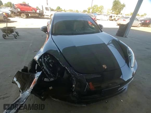 ✅ 2020 Porsche Panamera • VIN: WP0AA2A73LL101528 • Lot: 90863975. Listed on Copart with 70,429 mi. Free auction sales archive from the USA and detailed vehicle history report at DreamBid. Image 13.