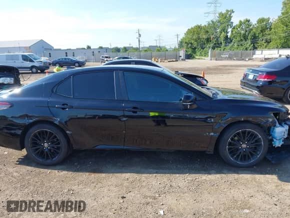 2021 Toyota Camry SE with VIN 4T1T11BK7MU040147, listed as a IAAI auction lot 42934090 with 96,071 mi miles and . Bid and sale history available at DreamBid. Image 14.