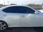 ✅ 2013 Lexus IS 250 • VIN: JTHBF5C24D5188448 • Lot: 43661325. Wystawiony na IAAI z przebiegiem 228 045 mil. Bezpłatny archiwum sprzedaży aukcyjnych z USA i szczegółowy raport historii pojazdu na DreamBid. Zdjęcie 13.