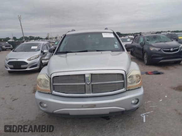 ✅ 2006 Dodge Durango SXT • VIN: 1D4HB38N86F121320 • Лот: 42427186. Опубликован ранее на IAAI с пробегом 195 607 миль. Бесплатный доступ к архиву аукционных продаж из США и подробный отчёт об истории автомобиля на DreamBid. Изображение 12.