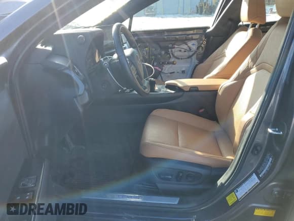 ✅ 2023 Lexus UX 250h Premium • VIN: JTHP9JBH8P2064930 • Lot: 44403535. Listed on Copart with 28,350 mi. Free auction sales archive from the USA and detailed vehicle history report at DreamBid. Image 7.