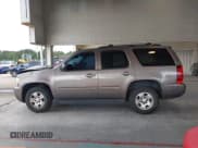 ✅ 2014 Chevrolet Tahoe LT • VIN: 1GNSCBE09ER193327 • Lot: 43187109. Listed on IAAI with 168,647 mi. Free auction sales archive from the USA and detailed vehicle history report at DreamBid. Image 14.