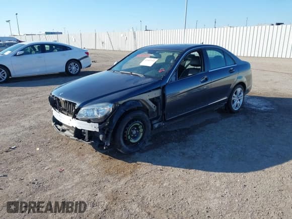 ✅ 2008 Mercedes-Benz C 300 Sport • VIN: WDDGF54XX8F073294 • Lot: 43387315. Wystawiony na IAAI z przebiegiem 110 602 mil. Bezpłatny archiwum sprzedaży aukcyjnych z USA i szczegółowy raport historii pojazdu na DreamBid. Zdjęcie 6.