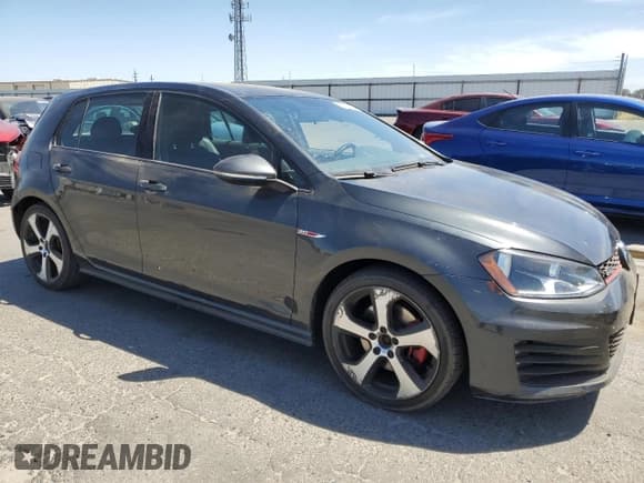 ✅ 2016 Volkswagen Golf GTI S • VIN: 3VW4T7AU1GM063308 • Lot: 67266765. Wystawiony na Copart z przebiegiem 64 292 mil. Bezpłatny archiwum sprzedaży aukcyjnych z USA i szczegółowy raport historii pojazdu na DreamBid. Zdjęcie 4.