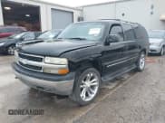 ✅ 2001 Chevrolet Suburban LS • VIN: 3GNEC16T81G216977 • Лот: 42538021. Опубликован ранее на IAAI с пробегом 404 293 миль. Бесплатный доступ к архиву аукционных продаж из США и подробный отчёт об истории автомобиля на DreamBid. Изображение 2.