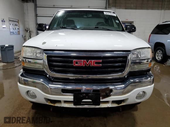 ✅ 2007 GMC Sierra 2500HD SLE1 • VIN: 1GTHK29U47E145120 • Лот: 52375575. Опубликован ранее на Copart с пробегом 71 107 миль. Бесплатный доступ к архиву аукционных продаж из США и подробный отчёт об истории автомобиля на DreamBid. Изображение 5.
