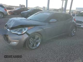 ✅ 2015 Hyundai Veloster • VIN: KMHTC6AD0FU228716 • Lot: 78545614. Wystawiony na Copart z przebiegiem 166 988 mil. Bezpłatny archiwum sprzedaży aukcyjnych z USA i szczegółowy raport historii pojazdu na DreamBid. Zdjęcie 1.