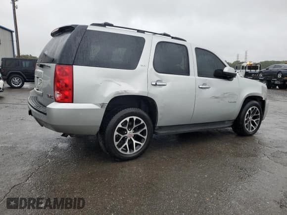 ✅ 2011 GMC Yukon SLT • VIN: 1GKS2CE04BR235999 • Lot: 85281445. Listed on Copart with 244,941 mi. Free auction sales archive from the USA and detailed vehicle history report at DreamBid. Image 3.
