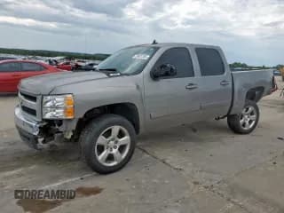 ✅ 2008 Chevrolet Silverado 1500 2LT • VIN: 2GCEC13J281141451 • Lot: 58601355. Listed on Copart with 131,239 mi. Free auction sales archive from the USA and detailed vehicle history report at DreamBid. Image 1.