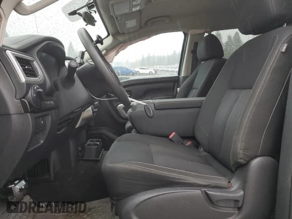 ✅ 2017 Nissan Titan S • VIN: 1N6AA1EJ4HN505494 • Lot: 92661745. Wystawiony na Copart z przebiegiem 99 461 mil. Bezpłatny archiwum sprzedaży aukcyjnych z USA i szczegółowy raport historii pojazdu na DreamBid. Zdjęcie 7.