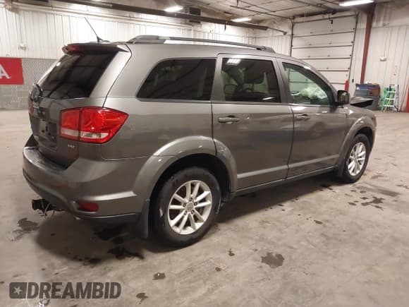 ✅ 2013 Dodge Journey SXT • VIN: 3C4PDCBG8DT577950 • Lot: 43372378. Wystawiony na IAAI z przebiegiem 105 832 mil. Bezpłatny archiwum sprzedaży aukcyjnych z USA i szczegółowy raport historii pojazdu na DreamBid. Zdjęcie 4.