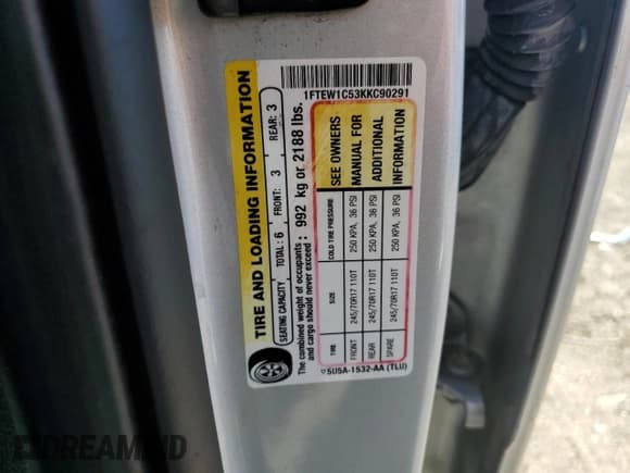 ✅ 2019 Ford F-150 XL • VIN: 1FTEW1C53KKC90291 • Lot: 81396495. Wystawiony na Copart z przebiegiem 156 117 mil. Bezpłatny archiwum sprzedaży aukcyjnych z USA i szczegółowy raport historii pojazdu na DreamBid. Zdjęcie 12.