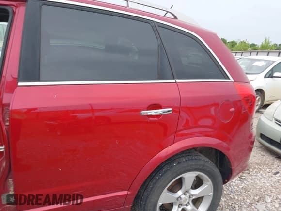 ✅ 2014 Chevrolet Captiva Sport LT • VIN: 3GNAL3EK7ES546647 • Lot: 42200647. Wystawiony na IAAI z przebiegiem 146 323 mil. Bezpłatny archiwum sprzedaży aukcyjnych z USA i szczegółowy raport historii pojazdu na DreamBid. Zdjęcie 6.