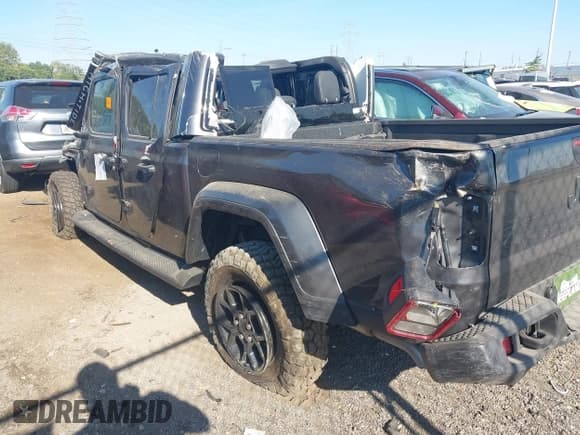 ✅ 2025 Jeep Gladiator Texas Trail • VIN: 1C6PJTAG8SL529102 • Lot: 43141708. Wystawiony na IAAI z przebiegiem 3 042 mil. Bezpłatny archiwum sprzedaży aukcyjnych z USA i szczegółowy raport historii pojazdu na DreamBid. Zdjęcie 3.