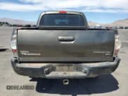 ✅ 2009 Toyota Tacoma PreRunner • VIN: 3TMJU62N79M072571 • Lot: 69843775. Listed on Copart with 228,497 mi. Free auction sales archive from the USA and detailed vehicle history report at DreamBid. Image 6.