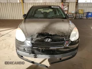 ✅ 2009 Hyundai Accent Auto GS • VIN: KMHCM36C89U109344 • Лот: 86591304. Опубликован ранее на Copart с пробегом 57 254 миль. Бесплатный доступ к архиву аукционных продаж из США и подробный отчёт об истории автомобиля на DreamBid. Изображение 5.