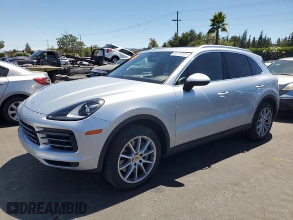✅ 2019 Porsche Cayenne S • VIN: WP1AB2AY3KDA63831 • Lot: 66172115. Wystawiony na Copart z przebiegiem 47 420 mil. Bezpłatny archiwum sprzedaży aukcyjnych z USA i szczegółowy raport historii pojazdu na DreamBid. Zdjęcie 1.