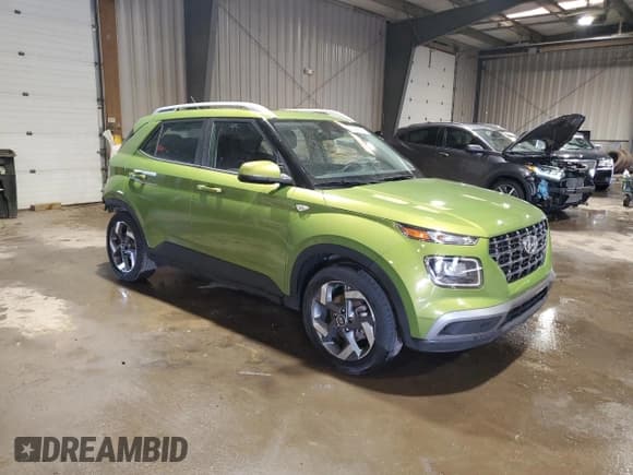 ✅ 2023 Hyundai Venue SEL • VIN: KMHRC8A32PU232829 • Lot: 49593615. Listed on Copart with 9,781 mi. Free auction sales archive from the USA and detailed vehicle history report at DreamBid. Image 4.