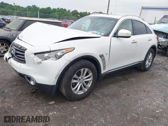 ✅ 2016 Infiniti QX70 • VIN: JN8CS1MW4GM400372 • Lot: 42280369. Listed on IAAI with 116,581 mi. Free auction sales archive from the USA and detailed vehicle history report at DreamBid. Image 2.
