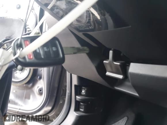 ✅ 2020 Honda HR-V Sport • VIN: 3CZRU5H13LM704792 • Lot: 42620296. Wystawiony na IAAI z przebiegiem 99 107 mil. Bezpłatny archiwum sprzedaży aukcyjnych z USA i szczegółowy raport historii pojazdu na DreamBid. Zdjęcie 11.