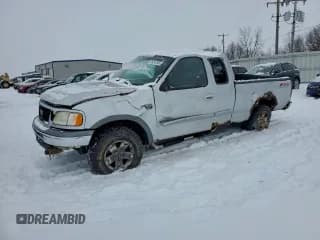 ✅ 2003 Ford F-150 XL • VIN: 2FTRX18L93CA97218 • Лот: 96243385. Опубликован ранее на Copart с пробегом 151 734 миль. Бесплатный доступ к архиву аукционных продаж из США и подробный отчёт об истории автомобиля на DreamBid. Изображение 1.