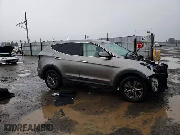 ✅ 2015 Hyundai Santa Fe • VIN: 5XYZTDLB1FG238221 • Лот: 43250653. Опубликован ранее на Copart с пробегом Не указан. Бесплатный доступ к архиву аукционных продаж из США и подробный отчёт об истории автомобиля на DreamBid. Изображение 11.