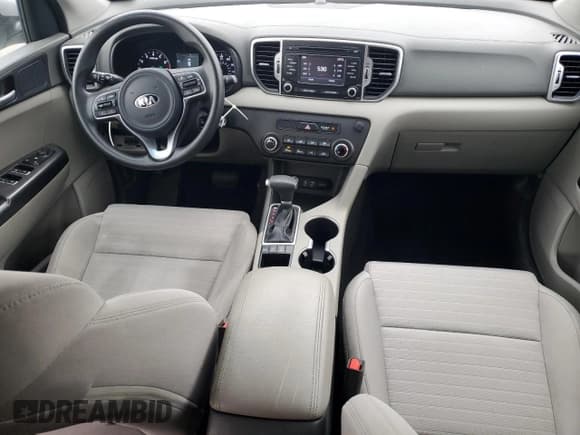 ✅ 2018 Kia Sportage LX • VIN: KNDPMCAC2J7448830 • Lot: 91050205. Wystawiony na Copart z przebiegiem 78 894 mil. Bezpłatny archiwum sprzedaży aukcyjnych z USA i szczegółowy raport historii pojazdu na DreamBid. Zdjęcie 8.