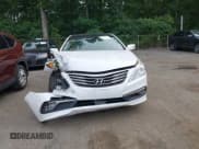 ✅ 2017 Hyundai Azera Limited • VIN: KMHFH4JG5HA572821 • Lot: 42449503. Listed on IAAI with 100,514 mi. Free auction sales archive from the USA and detailed vehicle history report at DreamBid. Image 12.