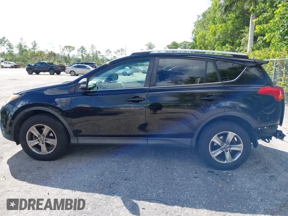 ✅ 2015 Toyota RAV4 XLE • VIN: 2T3WFREV7FW147289 • Лот: 43413855. Опубликован ранее на IAAI с пробегом 171 234 миль. Бесплатный доступ к архиву аукционных продаж из США и подробный отчёт об истории автомобиля на DreamBid. Изображение 14.