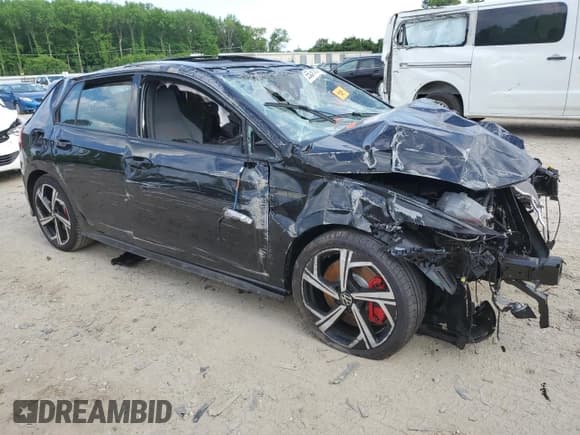 ✅ 2024 Volkswagen Golf GTI SE • VIN: WVW3A7CD1RW225992 • Lot: 55310925. Wystawiony na Copart z przebiegiem 2 006 mil. Bezpłatny archiwum sprzedaży aukcyjnych z USA i szczegółowy raport historii pojazdu na DreamBid. Zdjęcie 4.