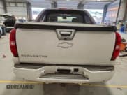 ✅ 2007 Chevrolet Avalanche 2LT • VIN: 3GNFK12357G137613 • Lot: 93964855. Listed on Copart with 209,522 mi. Free auction sales archive from the USA and detailed vehicle history report at DreamBid. Image 6.
