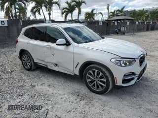 ✅ 2018 BMW X3 xDrive30i • VIN: 5UXTR9C55JLD63250 • Lot: 92608595. Wystawiony na Copart z przebiegiem 62 974 mil. Bezpłatny archiwum sprzedaży aukcyjnych z USA i szczegółowy raport historii pojazdu na DreamBid. Zdjęcie 4.