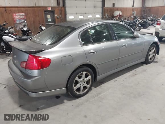 ✅ 2004 Infiniti G35 w/Leather • VIN: JNKCV51F34M704737 • Lot: 43314245. Listed on IAAI with 121,566 mi. Free auction sales archive from the USA and detailed vehicle history report at DreamBid. Image 4.
