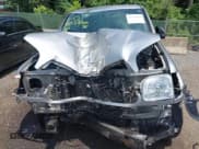 ✅ 2002 Toyota Sequoia SR5 • VIN: 5TDBT44A92S075063 • Лот: 42558920. Опубликован ранее на IAAI с пробегом 363 206 миль. Бесплатный доступ к архиву аукционных продаж из США и подробный отчёт об истории автомобиля на DreamBid. Изображение 13.