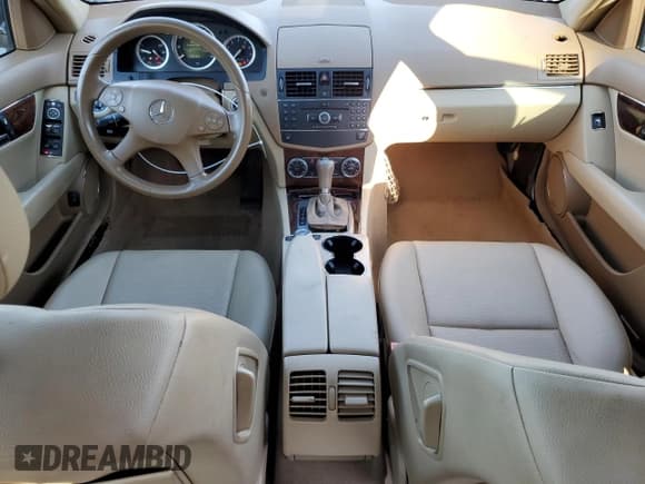 ✅ 2008 Mercedes-Benz C 300 Sport • VIN: WDDGF81X08F074606 • Lot: 90832045. Listed on Copart with 129,606 mi. Free auction sales archive from the USA and detailed vehicle history report at DreamBid. Image 8.