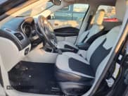 ✅ 2018 Jeep Compass Latitude • VIN: 3C4NJCBB4JT272106 • Lot: 85872915. Wystawiony na Copart z przebiegiem 78 858 mil. Bezpłatny archiwum sprzedaży aukcyjnych z USA i szczegółowy raport historii pojazdu na DreamBid. Zdjęcie 7.