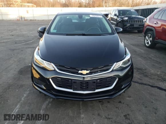 ✅ 2018 Chevrolet Cruze LT • VIN: 3G1BE6SM4JS544825 • Lot: 70299012. Listed on Copart with 28,406 mi. Free auction sales archive from the USA and detailed vehicle history report at DreamBid. Image 5.