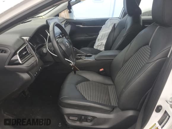 ✅ 2023 Toyota Camry SE • VIN: 4T1S11AK0PU787459 • Лот: 82373255. Опубликован ранее на Copart с пробегом 13 147 миль. Бесплатный доступ к архиву аукционных продаж из США и подробный отчёт об истории автомобиля на DreamBid. Изображение 7.