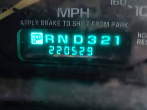 2000 Chevrolet Silverado 1500 LS z VIN 2GCEC19T1Y1277305, wystawiony jako IAAI lot #43516630 z przebiegiem 220 529 mil mil oraz . Historia ofert i sprzedaży dostępna na DreamBid. Obrazek 15.