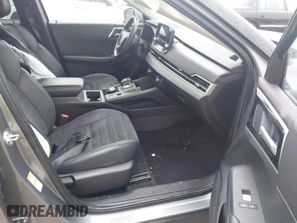 ✅ 2022 Mitsubishi Outlander SE • VIN: JA4J3UA84NZ086403 • Lot: 42509307. Listed on IAAI with Not provided. Free auction sales archive from the USA and detailed vehicle history report at DreamBid. Image 5.