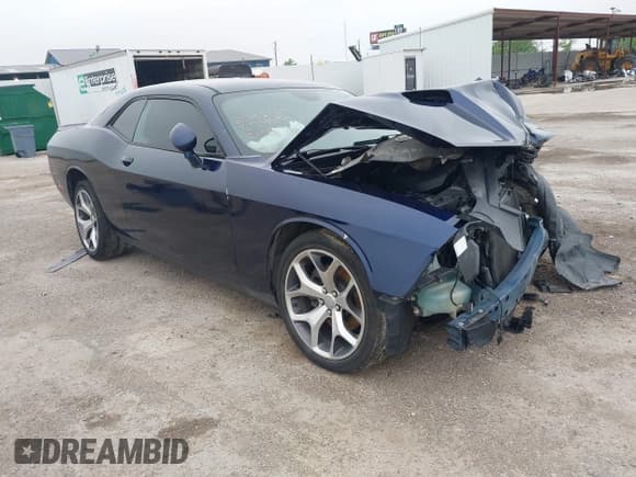 ✅ 2016 Dodge Challenger SXT Plus • VIN: 2C3CDZAG9GH354093 • Lot: 42107861. Wystawiony na IAAI z przebiegiem 131 427 mil. Bezpłatny archiwum sprzedaży aukcyjnych z USA i szczegółowy raport historii pojazdu na DreamBid. Zdjęcie 1.
