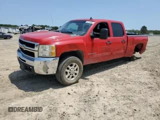 ✅ 2007 Chevrolet Silverado 2500HD 1LT • VIN: 1GCHC23K97F505321 • Lot: 58140565. Wystawiony na Copart z przebiegiem 255 950 mil. Bezpłatny archiwum sprzedaży aukcyjnych z USA i szczegółowy raport historii pojazdu na DreamBid. Zdjęcie 1.