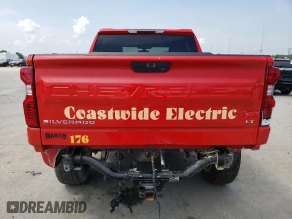 ✅ 2020 Chevrolet Silverado 1500 LT • VIN: 3GCPWCEDXLG115392 • Lot: 66981834. Wystawiony na Copart z przebiegiem 92 517 mil. Bezpłatny archiwum sprzedaży aukcyjnych z USA i szczegółowy raport historii pojazdu na DreamBid. Zdjęcie 6.