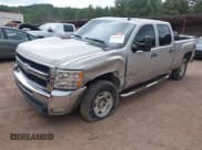 ✅ 2008 Chevrolet Silverado 2500HD LTZ • VIN: 1GCHK23648F154552 • Лот: 43400235. Опубликован ранее на IAAI с пробегом 197 246 миль. Бесплатный доступ к архиву аукционных продаж из США и подробный отчёт об истории автомобиля на DreamBid. Изображение 2.